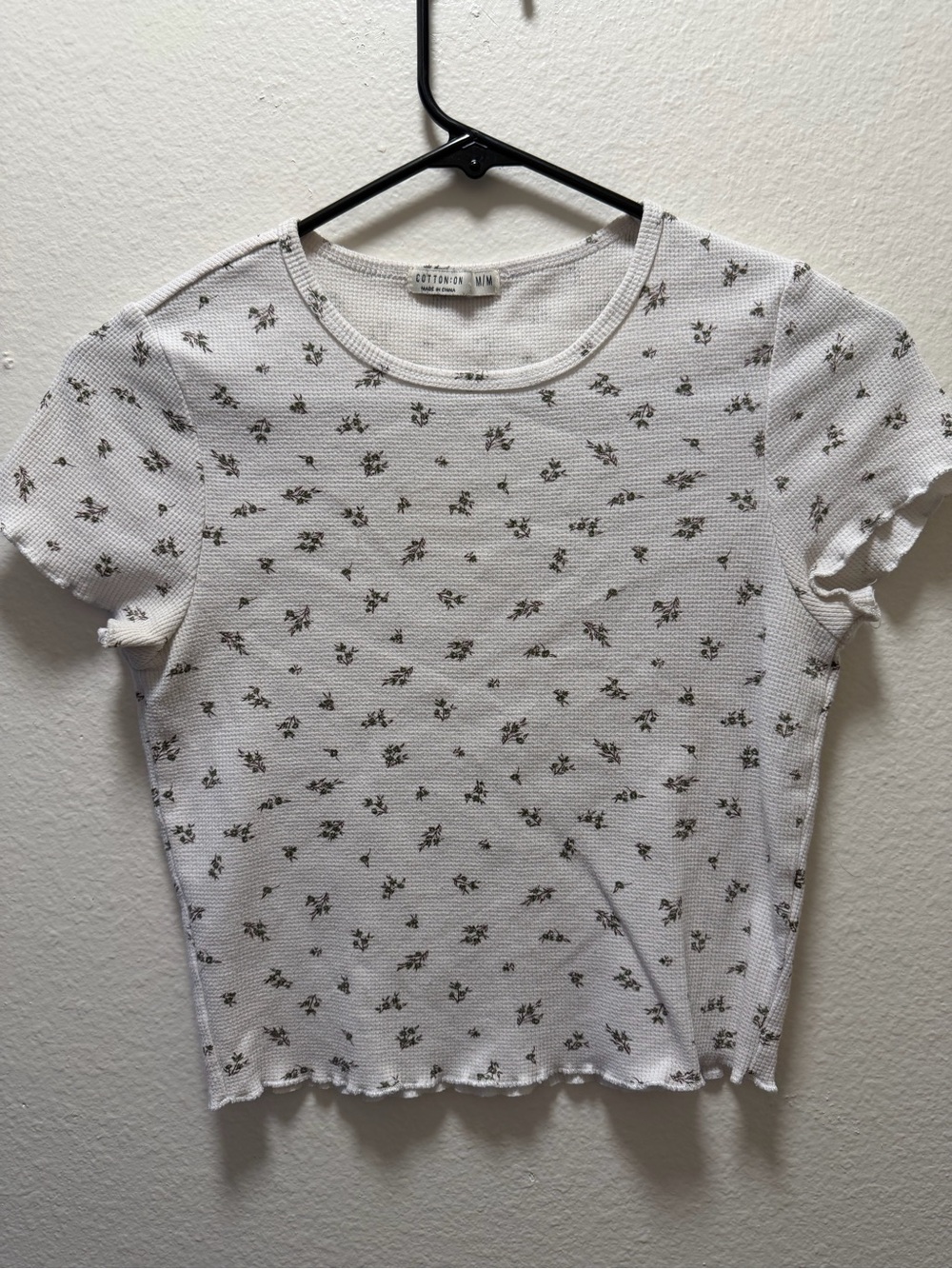 Cotton On White Floral Ribbed Tee with Brown Sprig Print